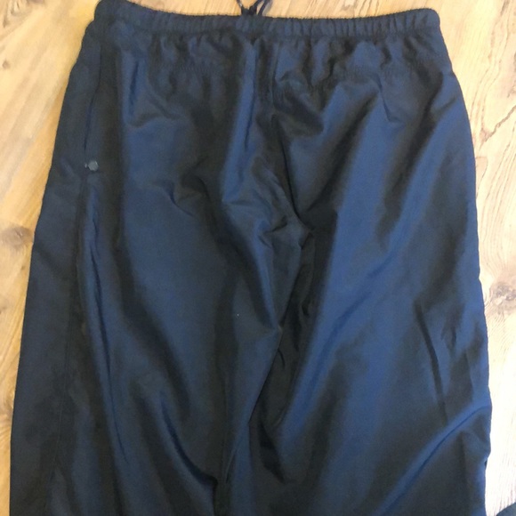 Nike tracking pants with two zippers pockets - Picture 7 of 12